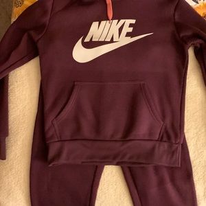 Nike suit